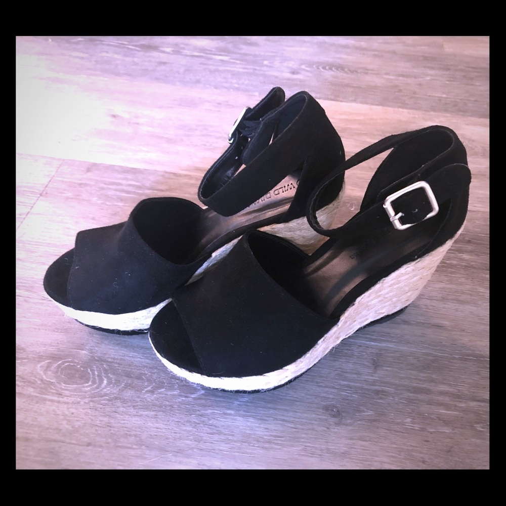 Wild Diva Wedges (Black)